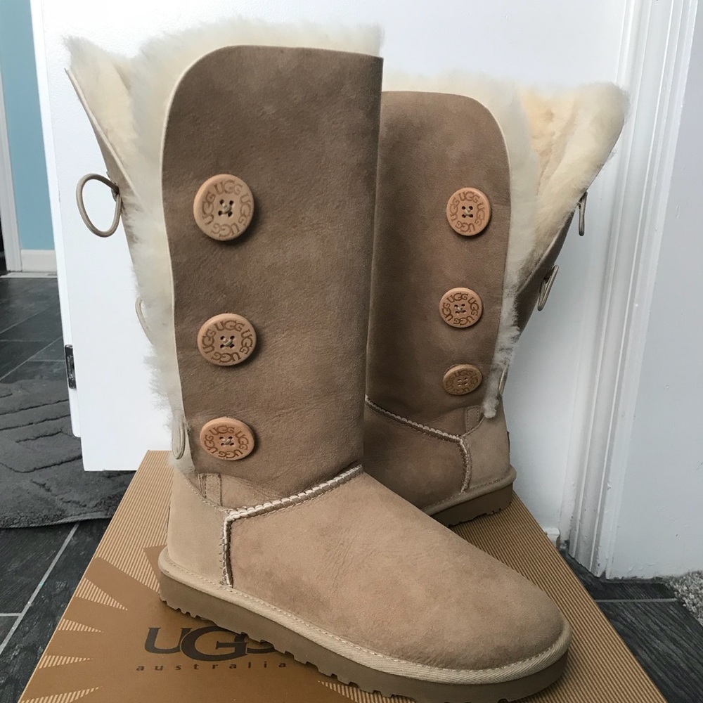 Ugg Boots Bailey Button Triplet
